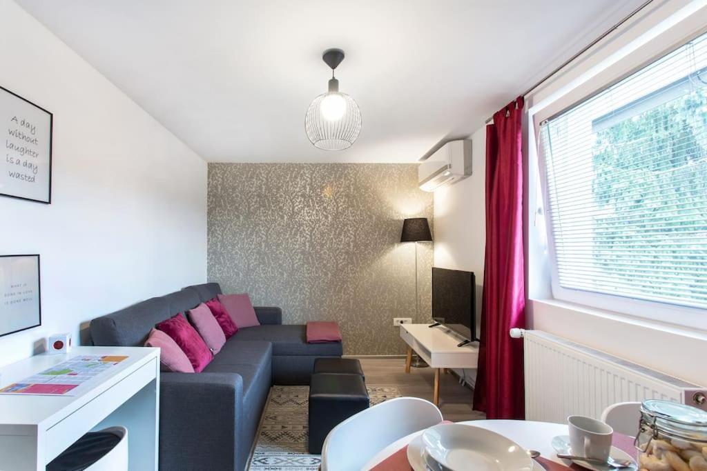 Apartment Slovenia + Freeparking & Bikes *