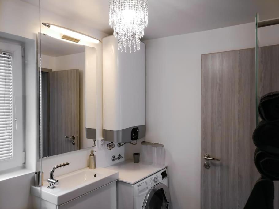 Apartment Slovenia + Freeparking & Bikes Laibach