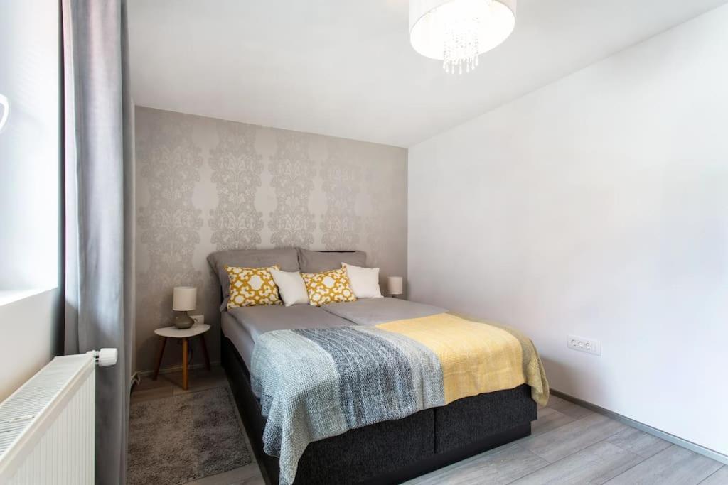 Slovenia + Freeparking & Bikes Apartment Laibach